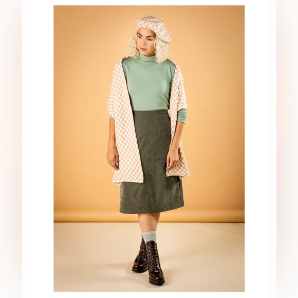 NWOT - Mercedes Morin Checkerboard Scarf (Beige) - Picture 3 of 3